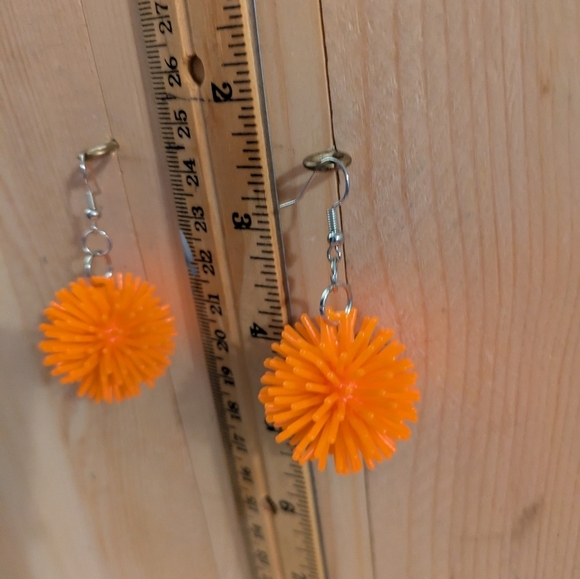 Bright Orange Pom Pom Earrings - Picture 3 of 4